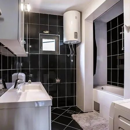 Kerum Rooftop With Intex Pure * Stobreč