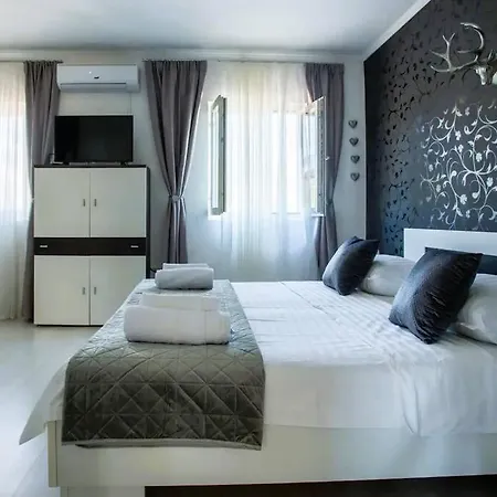 Kerum Rooftop With Intex Pure Stobreč