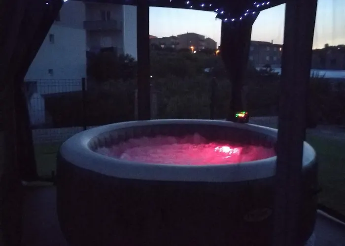 Kerum Rooftop With Intex Pure Appartement