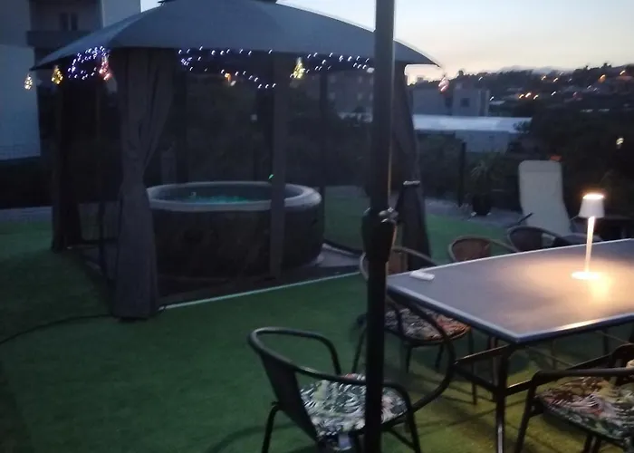 Kerum Rooftop With Intex Pure Stobreč